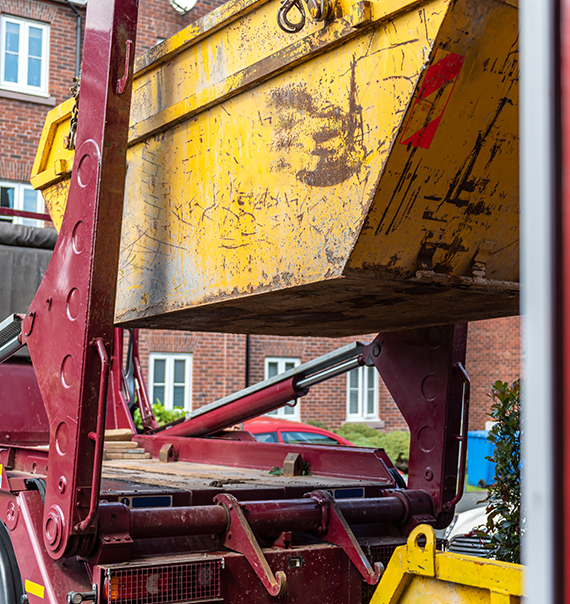 8 Yard Maxi Skip Hire Yeadon - Cheap Skip Hire Near Me